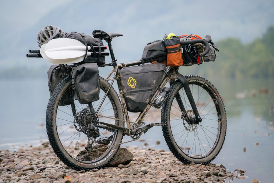 display of a full gravel bike in a gravel vs hybrid vs mtb comparison