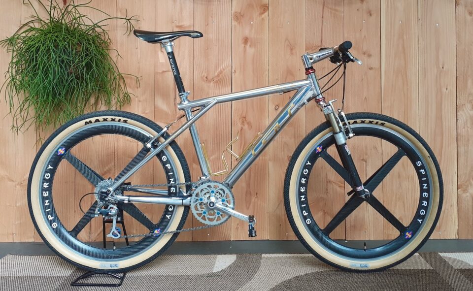 The a gt with spinergy wheels - listing from shifta bike marketplace