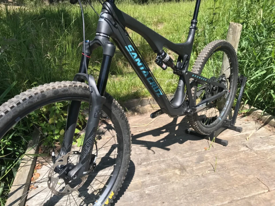 a beautiful 8 year old santa cruz, helping someone buy a used bike