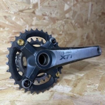 Shimano XTR Hollowtech II Double MTB Crankset – 175mm, 10-Speed, 104/64 BCD