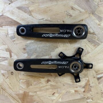 Stronglight Vulcan Carbon Road Crankset – 175mm – 5-Arm – Black