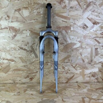 RST 701 700c Suspension Fork – Threaded Steerer, V-Brake Compatible