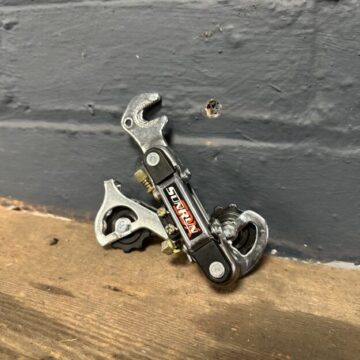 SunRun SDX 5/6/7 speed axle mounted rear mech (BRAND NEW)
