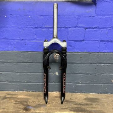 SR suntour forks 220mm straight steer tube 26” wheel compatible