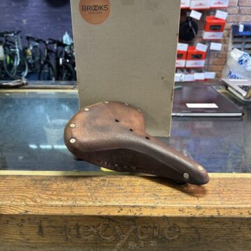 Brooks B67 vintage leather saddle