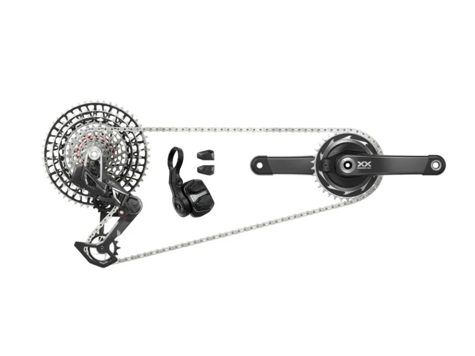 Bike drivetrain components including chain, cassette and crankset