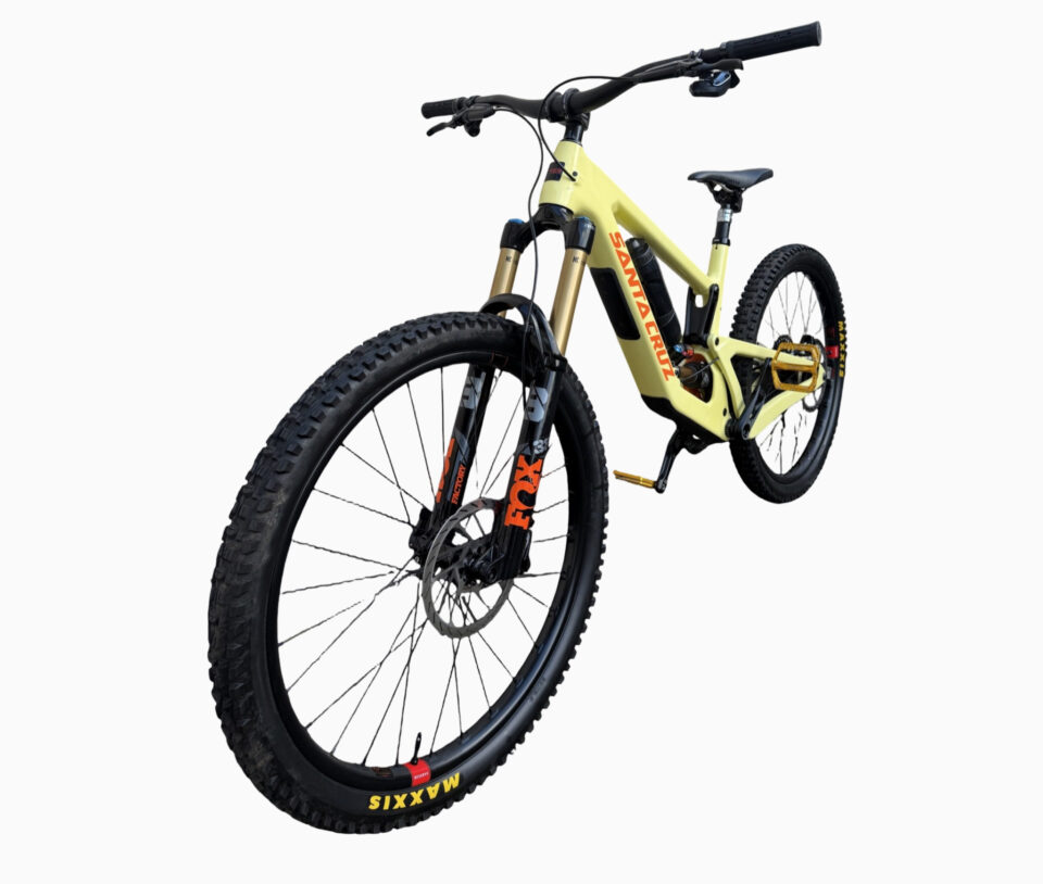 WIN A Santacruz Nomad CC CARBON - win it on shifta