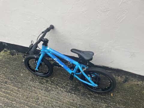 Forme Cubley 14" Kids Bike - Blue – GRADE B for sale in Yorkshire and The Humber by Club Bikes on SHIFTA marketplace. Top quality second-hand bikes online.