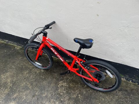 Forme Kinder MX20 Kids Bike - Red – Grade B for sale in Yorkshire and The Humber by Club Bikes on SHIFTA marketplace. Top quality second-hand bikes online.