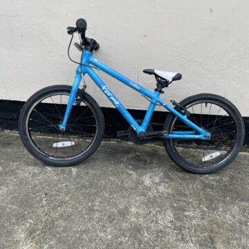 Forme Cubley 18" Kids Bike - Blue – Easy Fix - Ungraded for sale in Yorkshire and The Humber by Club Bikes on SHIFTA marketplace. Top quality second-hand bikes online.