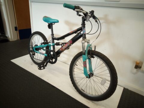 Apollo Charm Kids' Girl's Mountain Bike, Black for sale in Bransholme, Hull by R-evolution on SHIFTA marketplace. Top quality second-hand bikes online.