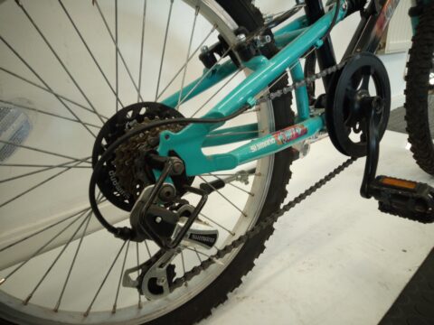 Apollo Charm Kids' Girl's Mountain Bike, Black for sale in Bransholme, Hull by R-evolution on SHIFTA marketplace. Top quality second-hand bikes online.