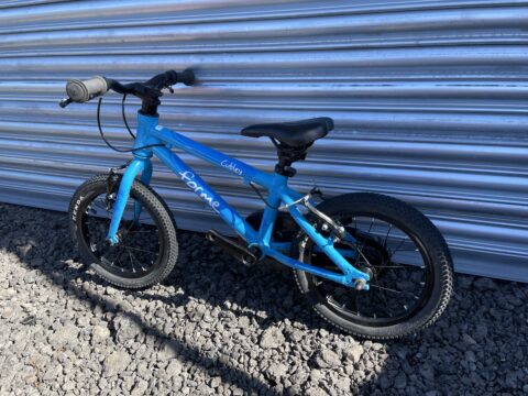 Forme Cubley 14" Kids Bike - Blue – GRADE B for sale in Yorkshire and The Humber by Club Bikes on SHIFTA marketplace. Top quality second-hand bikes online.