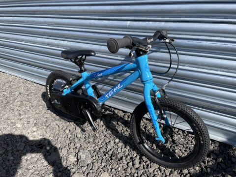 Forme Cubley 14" Kids Bike - Blue – GRADE B for sale in Yorkshire and The Humber by Club Bikes on SHIFTA marketplace. Top quality second-hand bikes online.