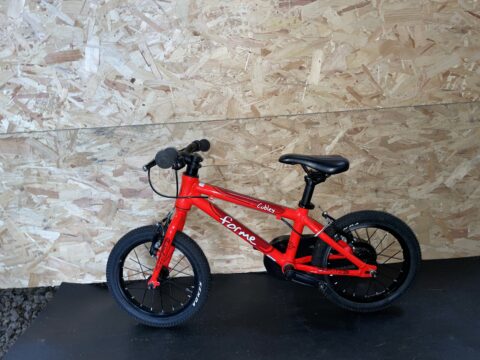 Forme Cubley 14" Kids Bike - Red – GRADE B for sale in Yorkshire and The Humber by Club Bikes on SHIFTA marketplace. Top quality second-hand bikes online.