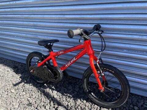 Forme Cubley 14" Kids Bike - Red – GRADE C for sale in Yorkshire and The Humber by Club Bikes on SHIFTA marketplace. Top quality second-hand bikes online.