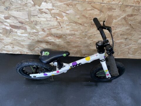 Frog Tadpole Plus Balance Bike - Blue Union Jack - GRADE C for sale in Yorkshire and The Humber by Club Bikes on SHIFTA marketplace. Top quality second-hand bikes online.