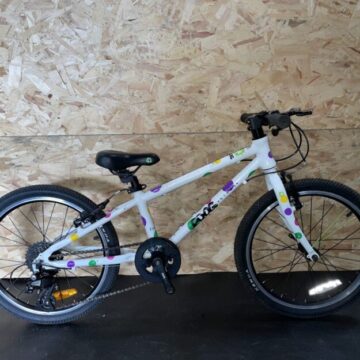 Frog 52 Kids Bike – White / Spotty - Grade C