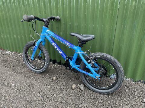 Forme Cubley 14" Kids Bike - Blue – GRADE B for sale in Yorkshire and The Humber by Club Bikes on SHIFTA marketplace. Top quality second-hand bikes online.