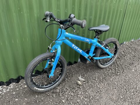 Forme Cubley 14" Kids Bike - Blue – GRADE B for sale in Yorkshire and The Humber by Club Bikes on SHIFTA marketplace. Top quality second-hand bikes online.