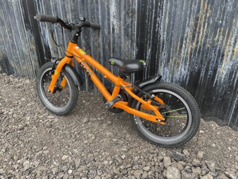 Frog 40 Kids Bike – Orange – Grade B for sale in Yorkshire and The Humber by Club Bikes on SHIFTA marketplace. Top quality second-hand bikes online.