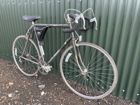 Dawes Jaguar Vintage Road Bike – Reynolds 531 – 23.5” – Suntour AR II – Fully Equipped for sale in Yorkshire and The Humber by SHIFTA Verified on SHIFTA marketplace. Top quality second-hand bikes online.