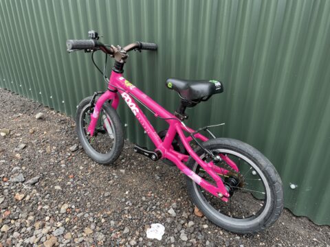 Frog 43 Kids Bike – Pink – Grade B for sale in Yorkshire and The Humber by Club Bikes on SHIFTA marketplace. Top quality second-hand bikes online.
