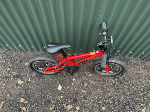 Frog 43 Kids Bike – Red – Grade B for sale in Yorkshire and The Humber by Club Bikes on SHIFTA marketplace. Top quality second-hand bikes online.