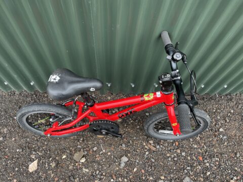 Frog 43 Kids Bike – Red – Grade B for sale in Yorkshire and The Humber by Club Bikes on SHIFTA marketplace. Top quality second-hand bikes online.