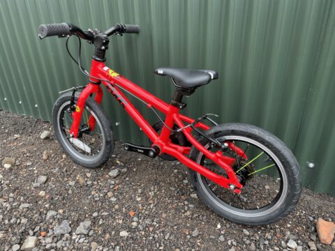 Frog 43 Kids Bike – Red – Grade B for sale in Yorkshire and The Humber by Club Bikes on SHIFTA marketplace. Top quality second-hand bikes online.