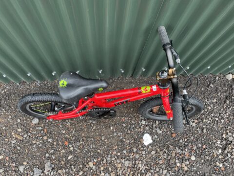 Frog 43 Kids Bike – Red – Grade C for sale in Yorkshire and The Humber by Club Bikes on SHIFTA marketplace. Top quality second-hand bikes online.