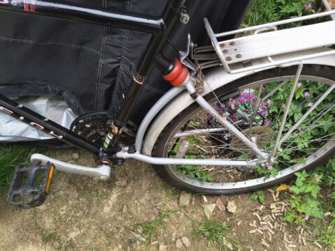 1995 47 cm Raleigh Activator2 Mountain Bike for sale in Horsham by D and S Cycles on SHIFTA marketplace. Top quality second-hand bikes online.