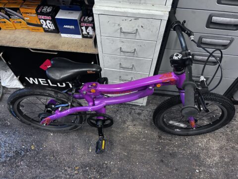 Black mountain scog kids single speed bike 16” wheels for sale in Biggin hill by Pop In cycles on SHIFTA marketplace. Top quality second-hand bikes online.