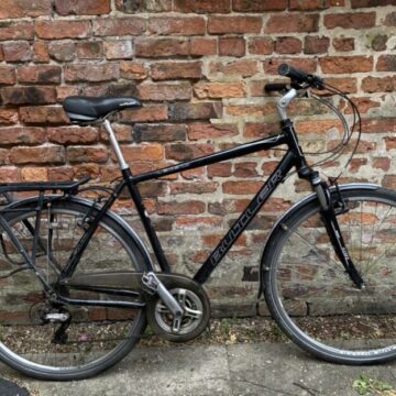 Claud Butler Legend Hybrid Bike for sale in Winchester by Lorin on SHIFTA marketplace. Top quality second-hand bikes online.