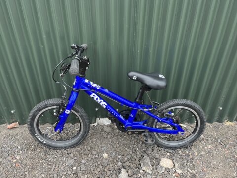 Frog 40 Kids Bike – Blue – Grade C for sale in Yorkshire and The Humber by Club Bikes on SHIFTA marketplace. Top quality second-hand bikes online.