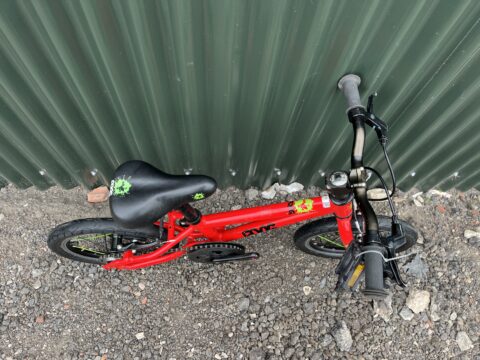 Frog 43 Kids Bike – Red – Grade C for sale in Yorkshire and The Humber by Club Bikes on SHIFTA marketplace. Top quality second-hand bikes online.