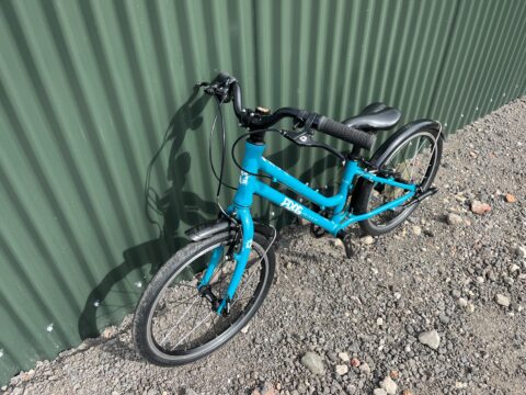Frog 53 City Hybrid Kids Bike – Blue - GRADE B for sale in Yorkshire and The Humber by Club Bikes on SHIFTA marketplace. Top quality second-hand bikes online.