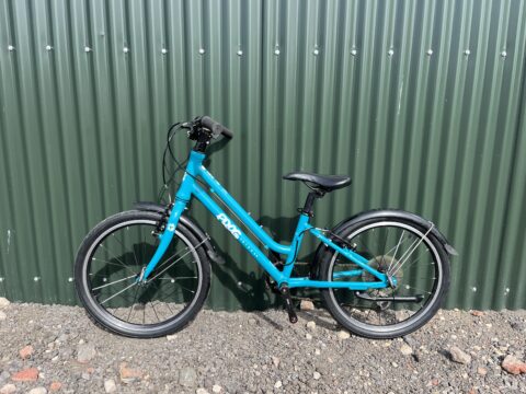 Frog 53 City Hybrid Kids Bike – Blue - GRADE B for sale in Yorkshire and The Humber by Club Bikes on SHIFTA marketplace. Top quality second-hand bikes online.