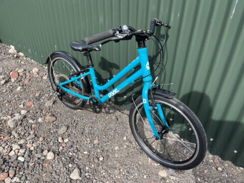 Frog 53 City Hybrid Kids Bike – Blue - GRADE B for sale in Yorkshire and The Humber by Club Bikes on SHIFTA marketplace. Top quality second-hand bikes online.