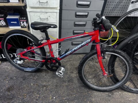 Islabikes beinn 20” wheels kids bike frame size 10” red/black for sale in Biggin hill by Pop In cycles on SHIFTA marketplace. Top quality second-hand bikes online.