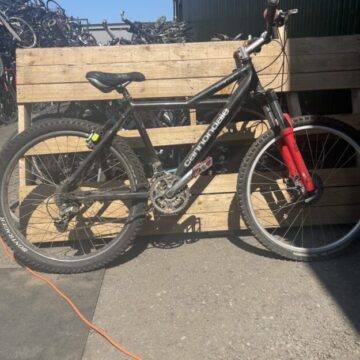 1990s cannondale killer v500 for sale in York, North Yorkshire by Recycle York on SHIFTA marketplace. Top quality second-hand bikes online.