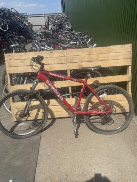 2000s kona cinder cone for sale in York, North Yorkshire by Recycle York on SHIFTA marketplace. Top quality second-hand bikes online.