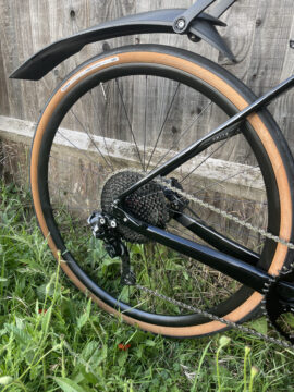 2020 S-Works Diverge Carbon Di2 Custom Build SRAM RED for sale in Cambridge by Marie Dedikova on SHIFTA marketplace. Top quality second-hand bikes online.