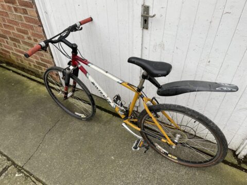 Bontrager Privateer MTB – 17” – USA-Made OX3 Steel – Deore LX – Project for sale in York, North Yorkshire by Recycle York on SHIFTA marketplace. Top quality second-hand bikes online.