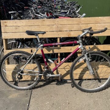 Carrera suspension 1990 for sale in York, North Yorkshire by Recycle York on SHIFTA marketplace. Top quality second-hand bikes online.