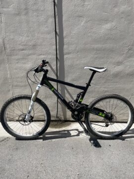 Commencal meta 55 for sale in York, North Yorkshire by Recycle York on SHIFTA marketplace. Top quality second-hand bikes online.