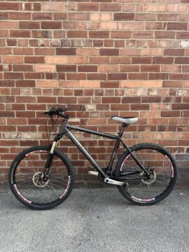 Cube LTD 26” wheels, Hydraulic disc brakes, 19” frame, 27 speed for sale in York, North Yorkshire by Recycle York on SHIFTA marketplace. Top quality second-hand bikes online.