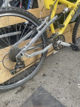 Fore full suspension 1990s for sale in York, North Yorkshire by Recycle York on SHIFTA marketplace. Top quality second-hand bikes online.