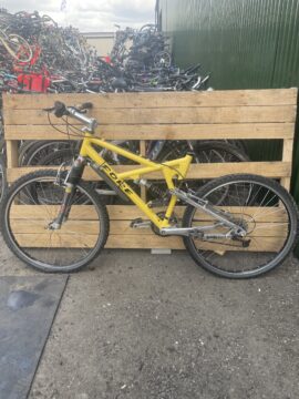 Fore full suspension 1990s for sale in York, North Yorkshire by Recycle York on SHIFTA marketplace. Top quality second-hand bikes online.