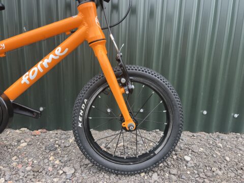 Forme Cubley 14" Kids Bike - Green – GRADE B for sale in Yorkshire and The Humber by Club Bikes on SHIFTA marketplace. Top quality second-hand bikes online.